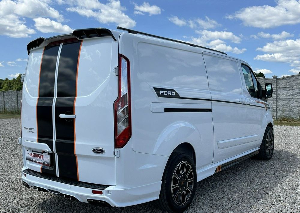 Ford Transit Custom - Mali kombi: slika Ford Transit Custom - Mali kombi Ford Transit Custom - Mali kombi: slika Ford Transit Custom - Mali kombi
