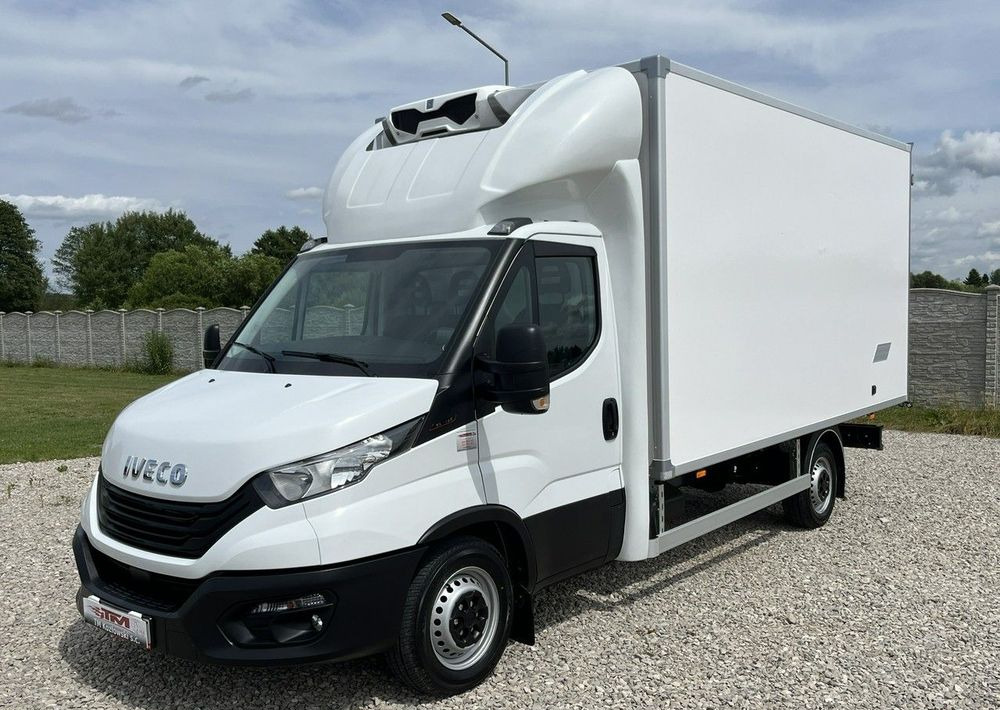 Iveco Daily - Dostavno vozilo hladnjača: slika Iveco Daily - Dostavno vozilo hladnjača Iveco Daily - Dostavno vozilo hladnjača: slika Iveco Daily - Dostavno vozilo hladnjača