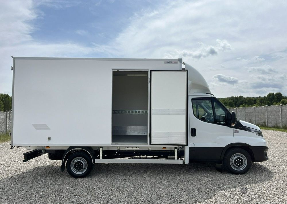 Iveco Daily - Dostavno vozilo hladnjača: slika Iveco Daily - Dostavno vozilo hladnjača Iveco Daily - Dostavno vozilo hladnjača: slika Iveco Daily - Dostavno vozilo hladnjača