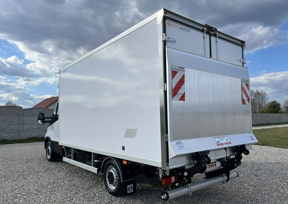 Renault Master - Dostavno vozilo hladnjača: slika Renault Master - Dostavno vozilo hladnjača Renault Master - Dostavno vozilo hladnjača: slika Renault Master - Dostavno vozilo hladnjača