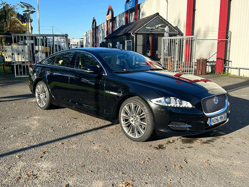 Jaguar XJ 3.0 V6D 275 PK /AUTOM / PANO DAK / VOL LEDER / MERIDAN / EXPORT PRICE - Automobil: slika Jaguar XJ 3.0 V6D 275 PK /AUTOM / PANO DAK / VOL LEDER / MERIDAN / EXPORT PRICE - Automobil Jaguar XJ 3.0 V6D 275 PK /AUTOM / PANO DAK / VOL LEDER / MERIDAN / EXPORT PRICE - Automobil: slika Jaguar XJ 3.0 V6D 275 PK /AUTOM / PANO DAK / VOL LEDER / MERIDAN / EXPORT PRICE - Automobil
