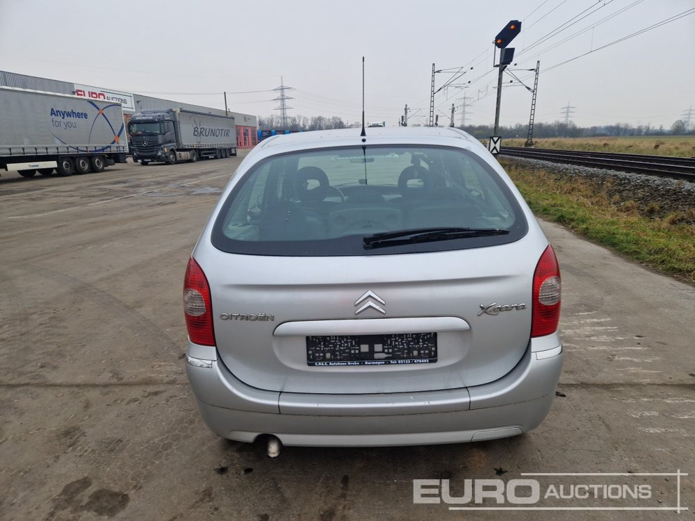 2004 Citroen Xsara Picasso - Automobil: slika 2004 Citroen Xsara Picasso - Automobil 2004 Citroen Xsara Picasso - Automobil: slika 2004 Citroen Xsara Picasso - Automobil