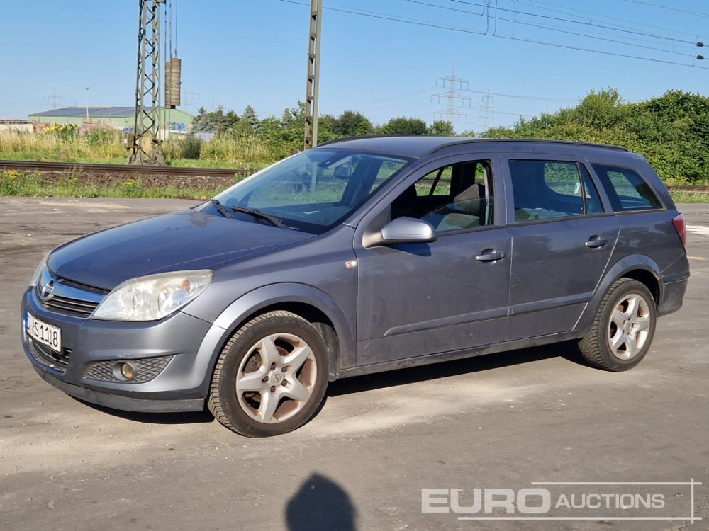 2007 Opel Astra - Automobil: slika 2007 Opel Astra - Automobil 2007 Opel Astra - Automobil: slika 2007 Opel Astra - Automobil