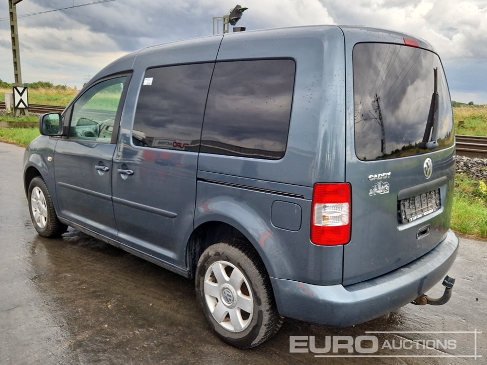 2009 Volkswagen Caddy - Mali kombi: slika 2009 Volkswagen Caddy - Mali kombi 2009 Volkswagen Caddy - Mali kombi: slika 2009 Volkswagen Caddy - Mali kombi