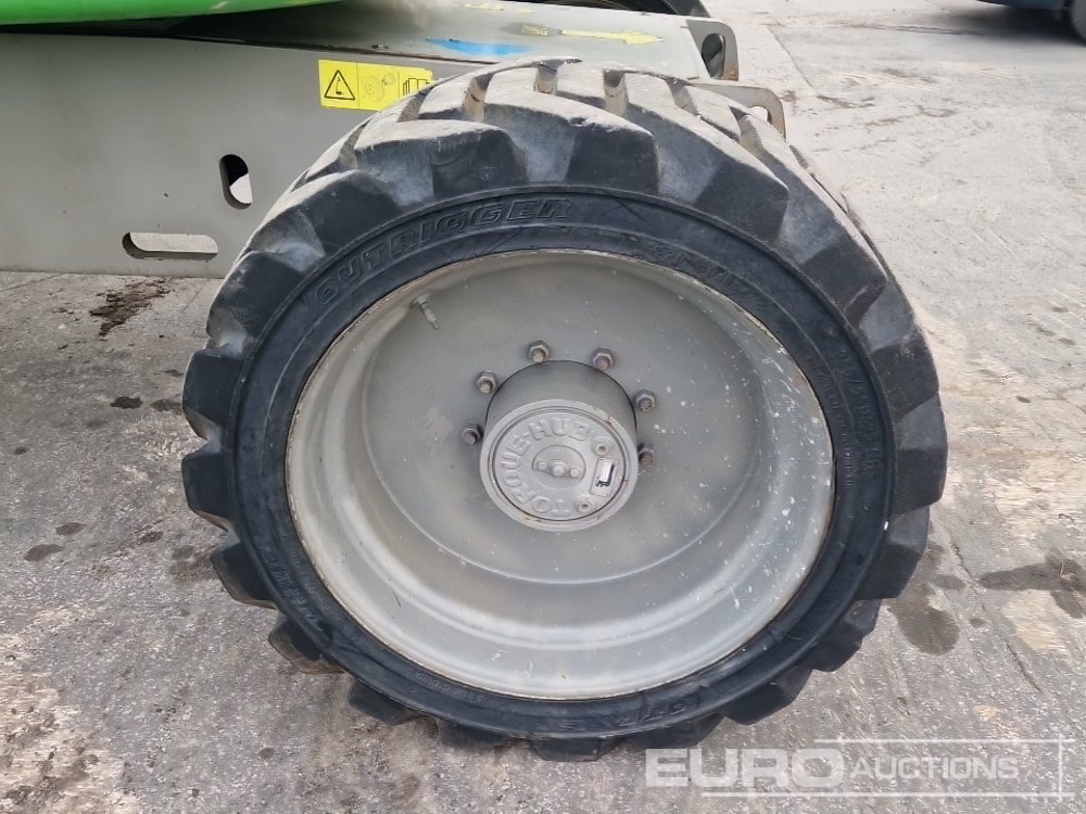 Podizna platforma 2011 Genie Z-45/25J: slika Podizna platforma 2011 Genie Z-45/25J