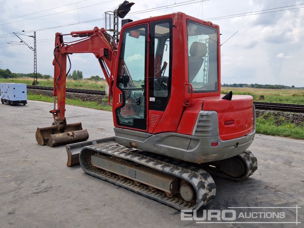 2011 Takeuchi TB250 - Mini bager: slika 2011 Takeuchi TB250 - Mini bager 2011 Takeuchi TB250 - Mini bager: slika 2011 Takeuchi TB250 - Mini bager