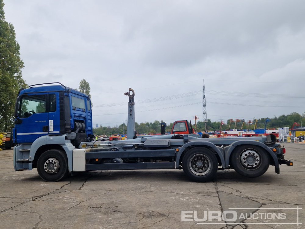 2012 MAN TGS 26.440 - Kamion s kukastom dizalicom: slika 2012 MAN TGS 26.440 - Kamion s kukastom dizalicom 2012 MAN TGS 26.440 - Kamion s kukastom dizalicom: slika 2012 MAN TGS 26.440 - Kamion s kukastom dizalicom