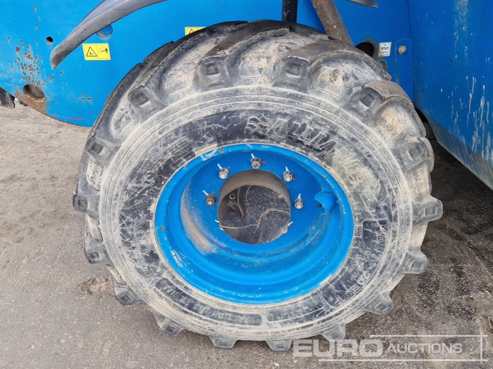 Teleskopski rukovatelj 2013 Genie GTH4013SX: slika Teleskopski rukovatelj 2013 Genie GTH4013SX
