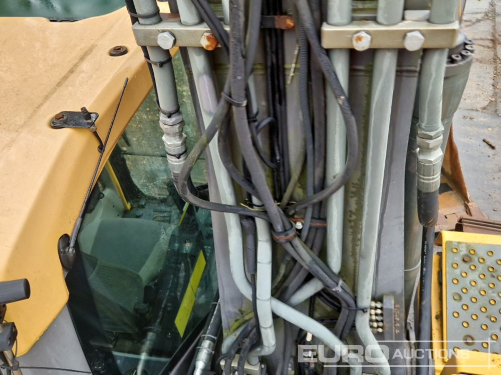 Bager gusjeničar 2013 Volvo EC220DL: slika Bager gusjeničar 2013 Volvo EC220DL