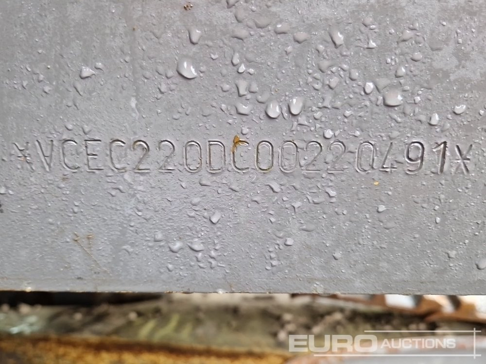 Bager gusjeničar 2013 Volvo EC220DL: slika Bager gusjeničar 2013 Volvo EC220DL