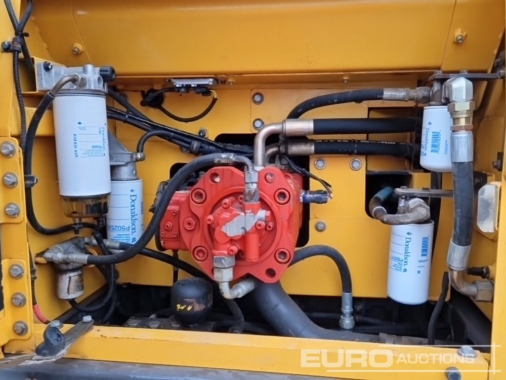 Bager gusjeničar 2013 Volvo EC220DL: slika Bager gusjeničar 2013 Volvo EC220DL