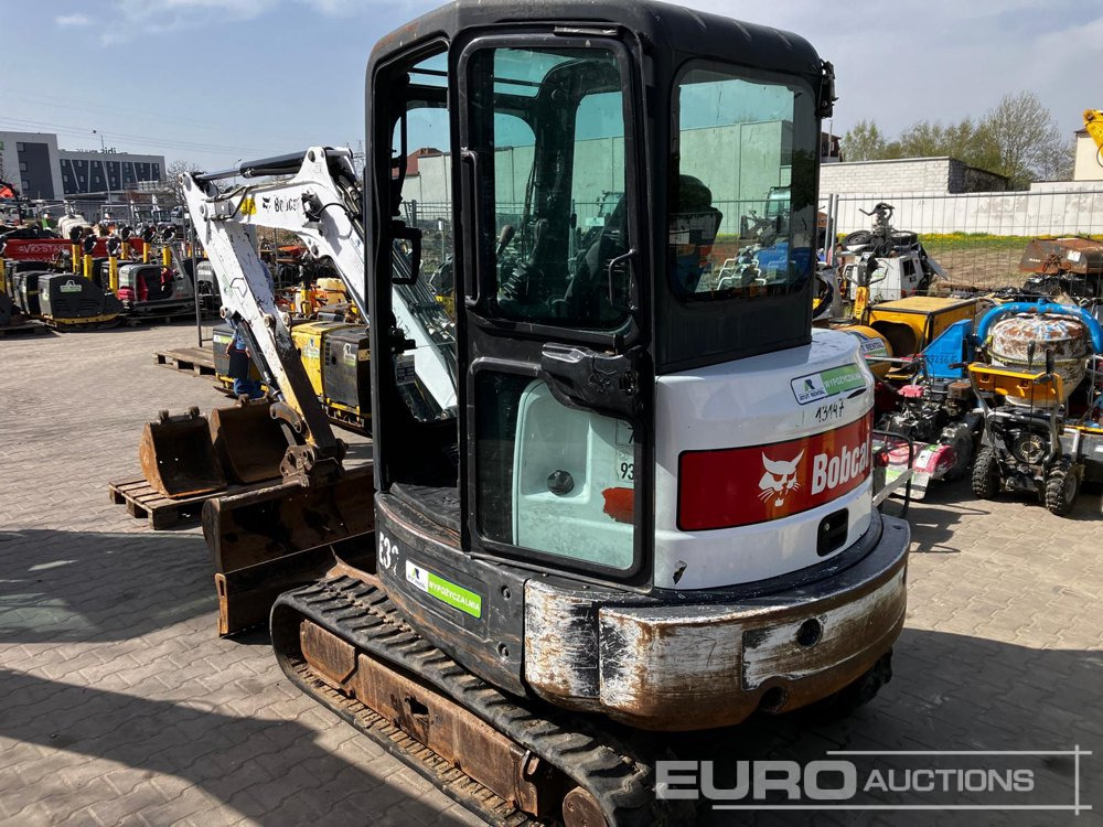 2014 Bobcat E32 - Mini bager: slika 2014 Bobcat E32 - Mini bager 2014 Bobcat E32 - Mini bager: slika 2014 Bobcat E32 - Mini bager