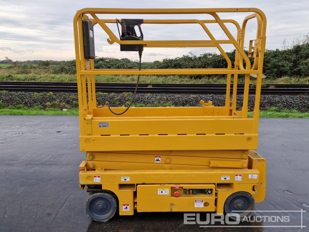 2014 Haulotte Optimum 8 - Škarasta podizna platforma: slika 2014 Haulotte Optimum 8 - Škarasta podizna platforma 2014 Haulotte Optimum 8 - Škarasta podizna platforma: slika 2014 Haulotte Optimum 8 - Škarasta podizna platforma