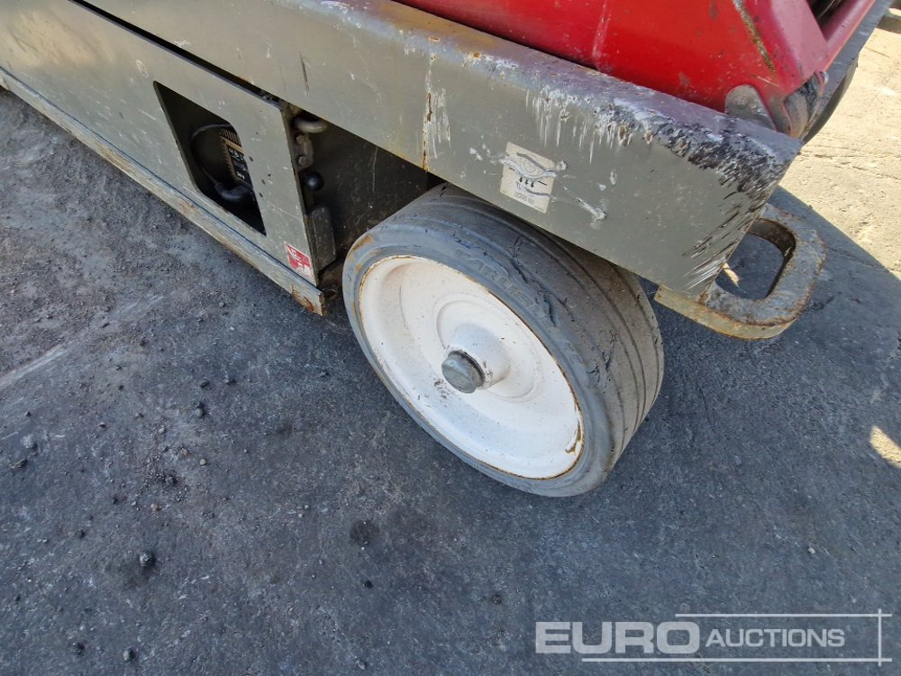 2014 SkyJack SJ111-4632 - Škarasta podizna platforma: slika 2014 SkyJack SJ111-4632 - Škarasta podizna platforma 2014 SkyJack SJ111-4632 - Škarasta podizna platforma: slika 2014 SkyJack SJ111-4632 - Škarasta podizna platforma