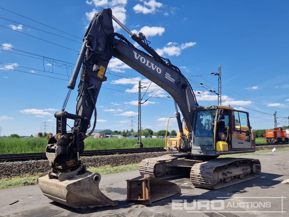 2014 Volvo EC220DL - Bager gusjeničar: slika 2014 Volvo EC220DL - Bager gusjeničar 2014 Volvo EC220DL - Bager gusjeničar: slika 2014 Volvo EC220DL - Bager gusjeničar