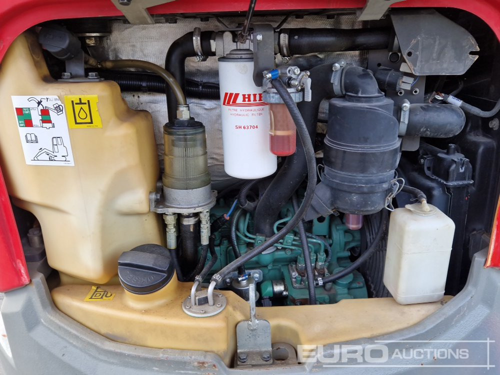 Mini bager 2014 Volvo EC25D: slika Mini bager 2014 Volvo EC25D