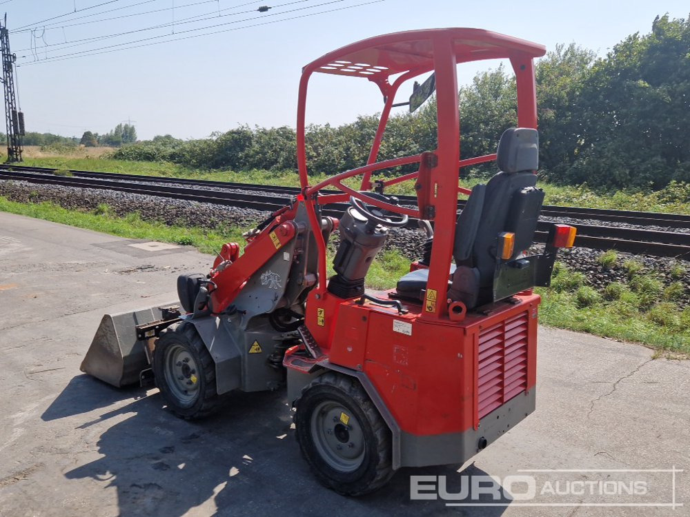 2015 Giant D254SW - Utovarivač na kotačima: slika 2015 Giant D254SW - Utovarivač na kotačima 2015 Giant D254SW - Utovarivač na kotačima: slika 2015 Giant D254SW - Utovarivač na kotačima