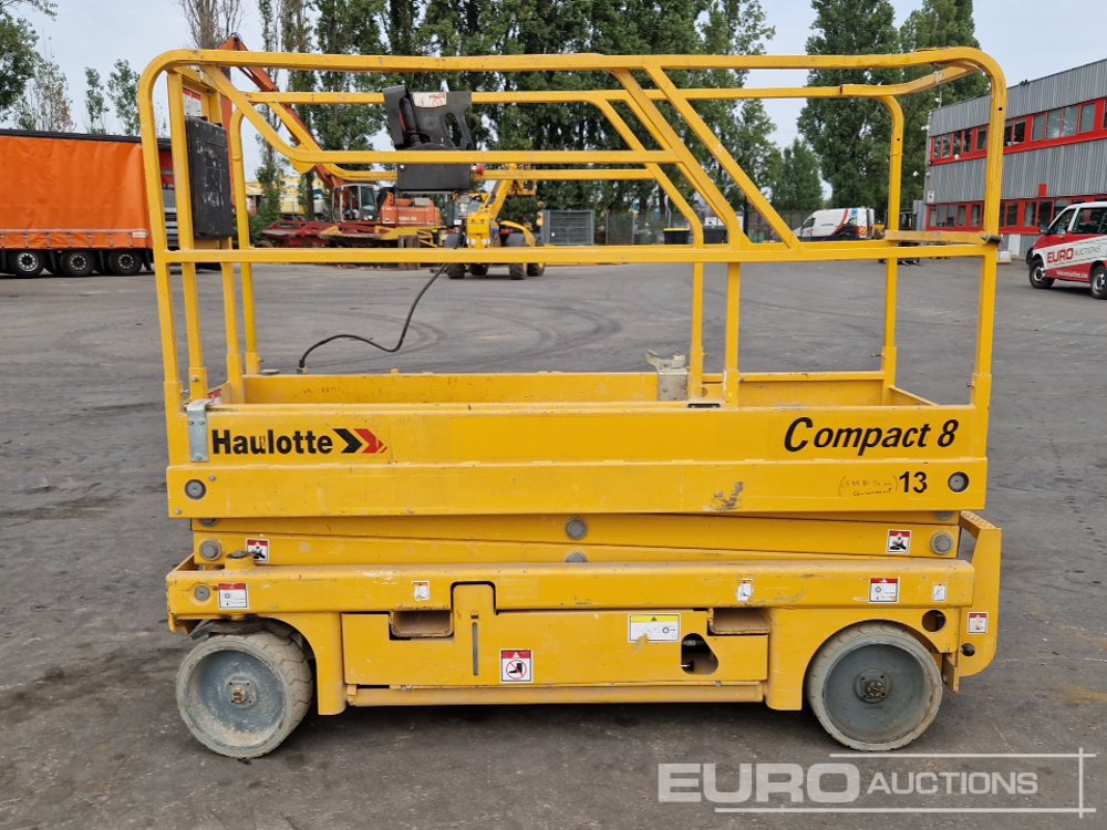 2015 Haulotte Compact 8 - Podizna platforma: slika 2015 Haulotte Compact 8 - Podizna platforma 2015 Haulotte Compact 8 - Podizna platforma: slika 2015 Haulotte Compact 8 - Podizna platforma