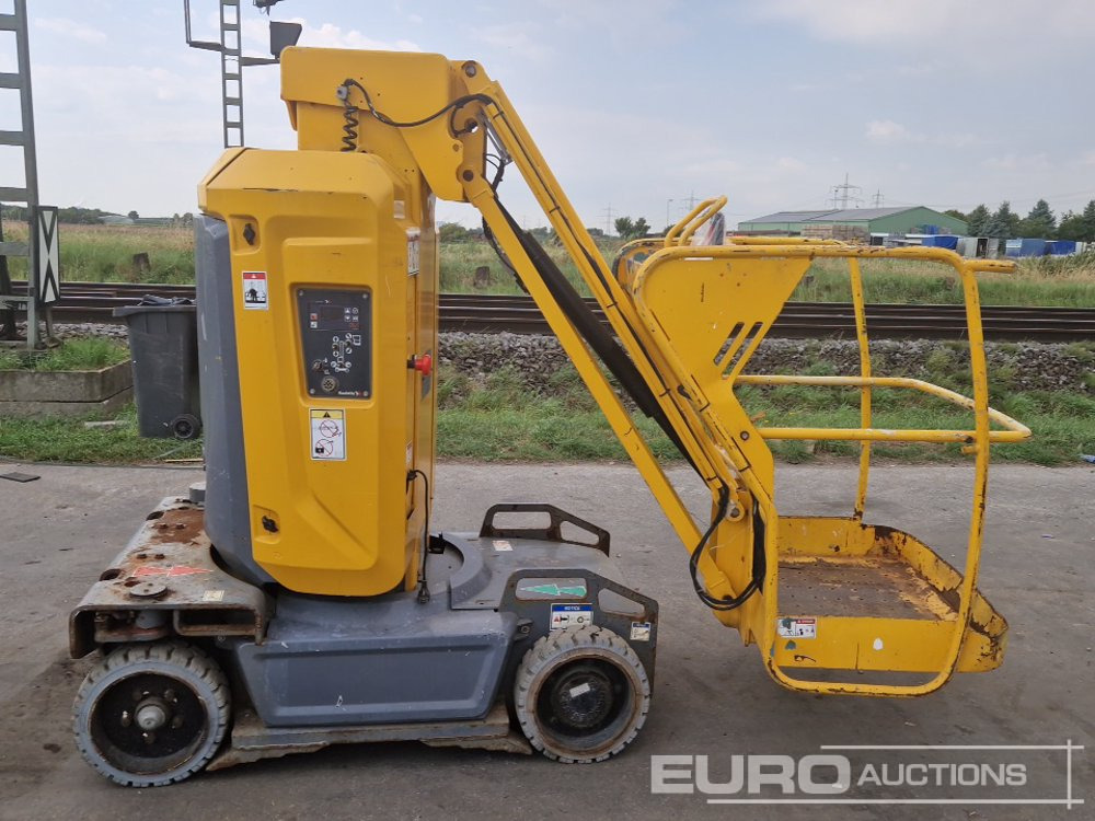 2015 Haulotte Electric Vertical Mast Lift - Podizna platforma: slika 2015 Haulotte Electric Vertical Mast Lift - Podizna platforma 2015 Haulotte Electric Vertical Mast Lift - Podizna platforma: slika 2015 Haulotte Electric Vertical Mast Lift - Podizna platforma