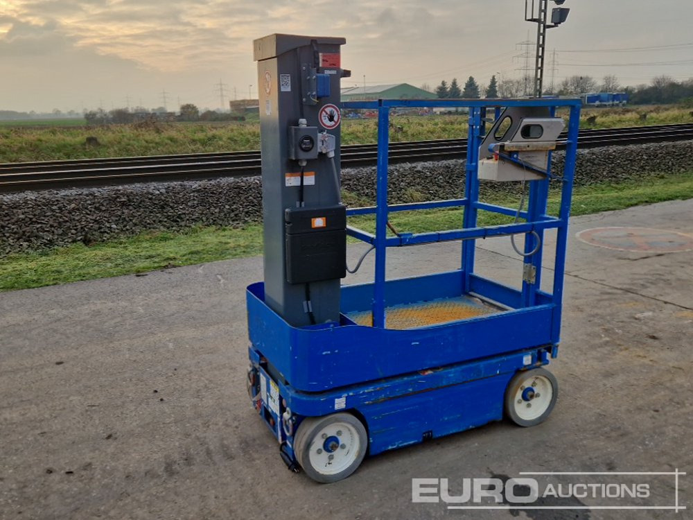 2015 SkyJack SJ12 - Podizna platforma: slika 2015 SkyJack SJ12 - Podizna platforma 2015 SkyJack SJ12 - Podizna platforma: slika 2015 SkyJack SJ12 - Podizna platforma