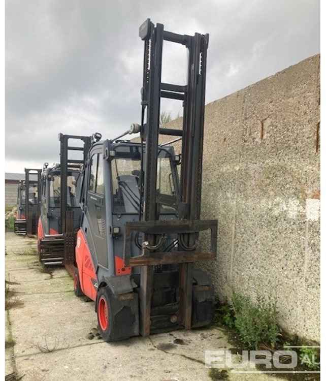 2017 Linde H35T-02 - Viličar: slika 2017 Linde H35T-02 - Viličar 2017 Linde H35T-02 - Viličar: slika 2017 Linde H35T-02 - Viličar