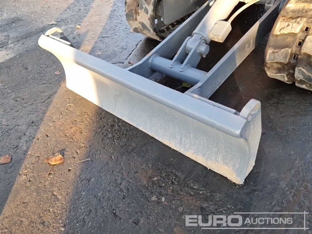 Mini bager 2018 Takeuchi TB216: slika Mini bager 2018 Takeuchi TB216
