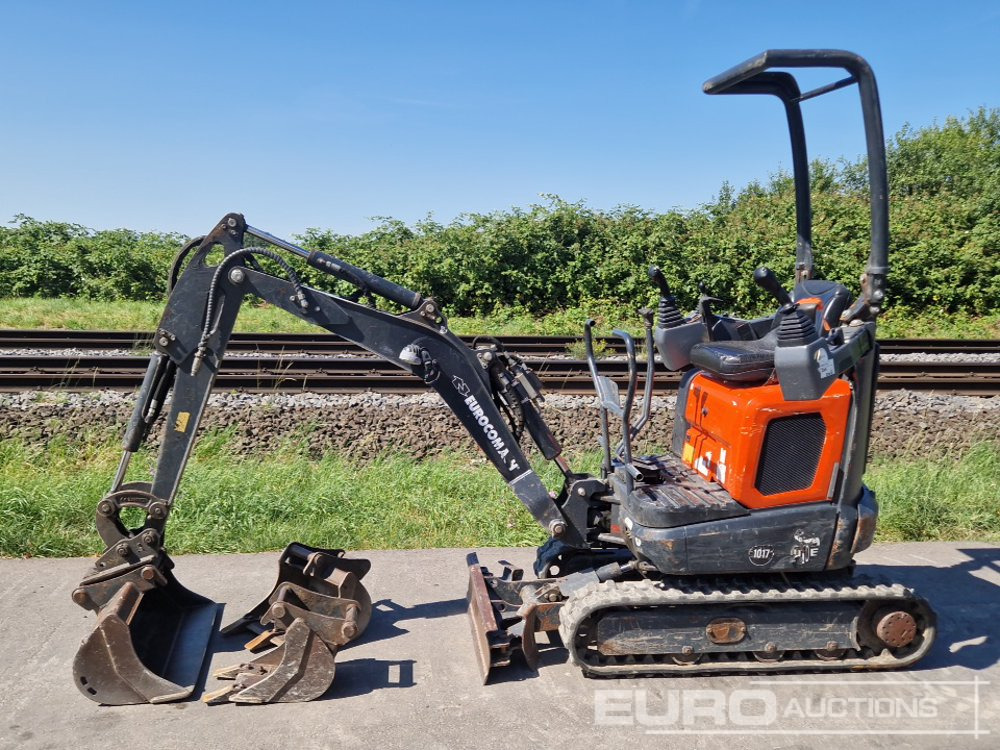 2020 Eurocomach Rubber Tracks, Blade, Offset, QH, Piped, 3 Buckets, Expanding Undercarriage, Roll Bar - Mini bager: slika 2020 Eurocomach Rubber Tracks, Blade, Offset, QH, Piped, 3 Buckets, Expanding Undercarriage, Roll Bar - Mini bager 2020 Eurocomach Rubber Tracks, Blade, Offset, QH, Piped, 3 Buckets, Expanding Undercarriage, Roll Bar - Mini bager: slika 2020 Eurocomach Rubber Tracks, Blade, Offset, QH, Piped, 3 Buckets, Expanding Undercarriage, Roll Bar - Mini bager