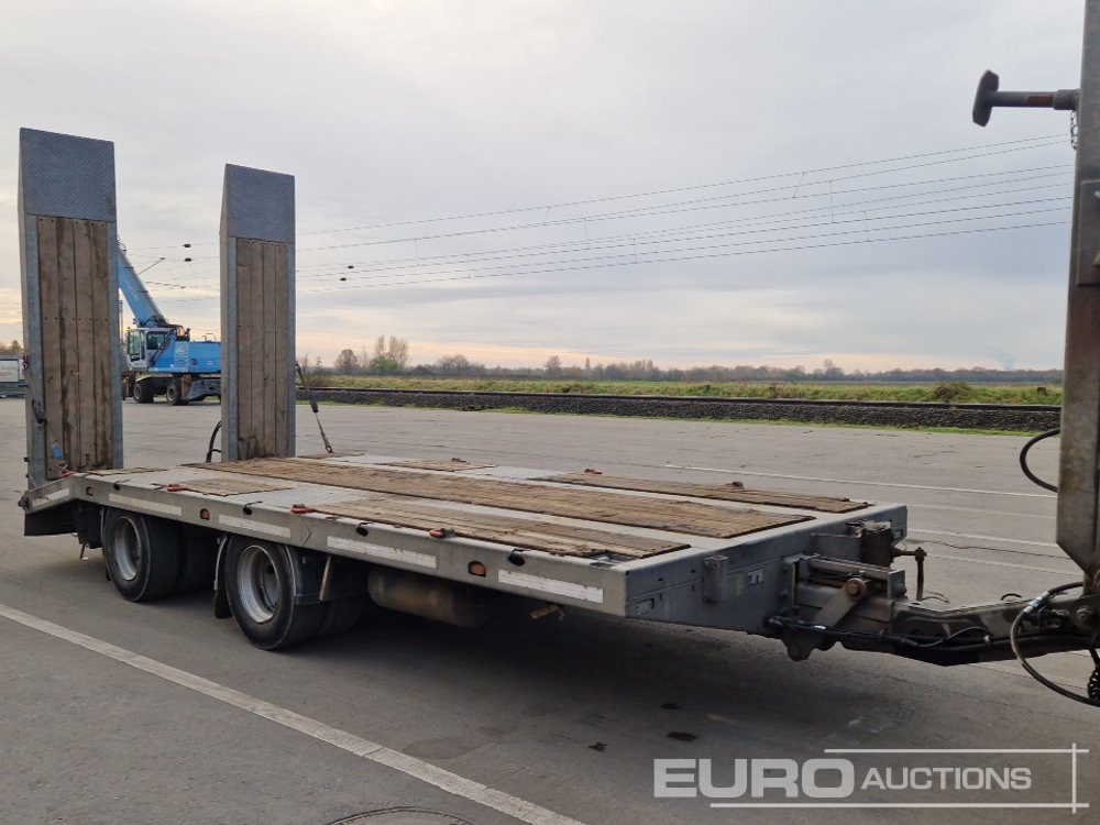 2020 Moeslein TTA 21T Twin Axle Low Loader Trailer, Loading Ramps - Poluprikolica s niskim utovarivačem: slika 2020 Moeslein TTA 21T Twin Axle Low Loader Trailer, Loading Ramps - Poluprikolica s niskim utovarivačem 2020 Moeslein TTA 21T Twin Axle Low Loader Trailer, Loading Ramps - Poluprikolica s niskim utovarivačem: slika 2020 Moeslein TTA 21T Twin Axle Low Loader Trailer, Loading Ramps - Poluprikolica s niskim utovarivačem