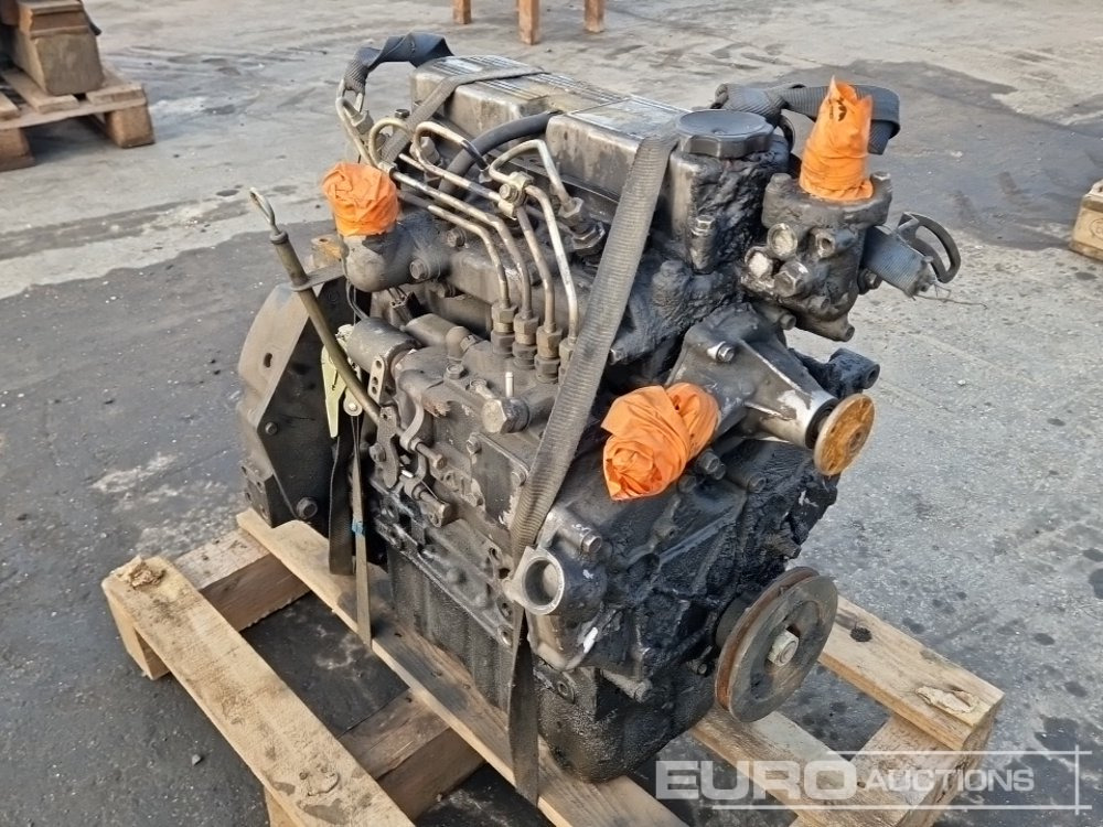 4 Cylinder Turbo Diesel Engine - Motor: slika 4 Cylinder Turbo Diesel Engine - Motor 4 Cylinder Turbo Diesel Engine - Motor: slika 4 Cylinder Turbo Diesel Engine - Motor