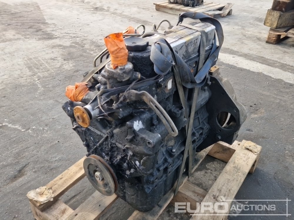 4 Cylinder Turbo Diesel Engine - Motor: slika 4 Cylinder Turbo Diesel Engine - Motor 4 Cylinder Turbo Diesel Engine - Motor: slika 4 Cylinder Turbo Diesel Engine - Motor
