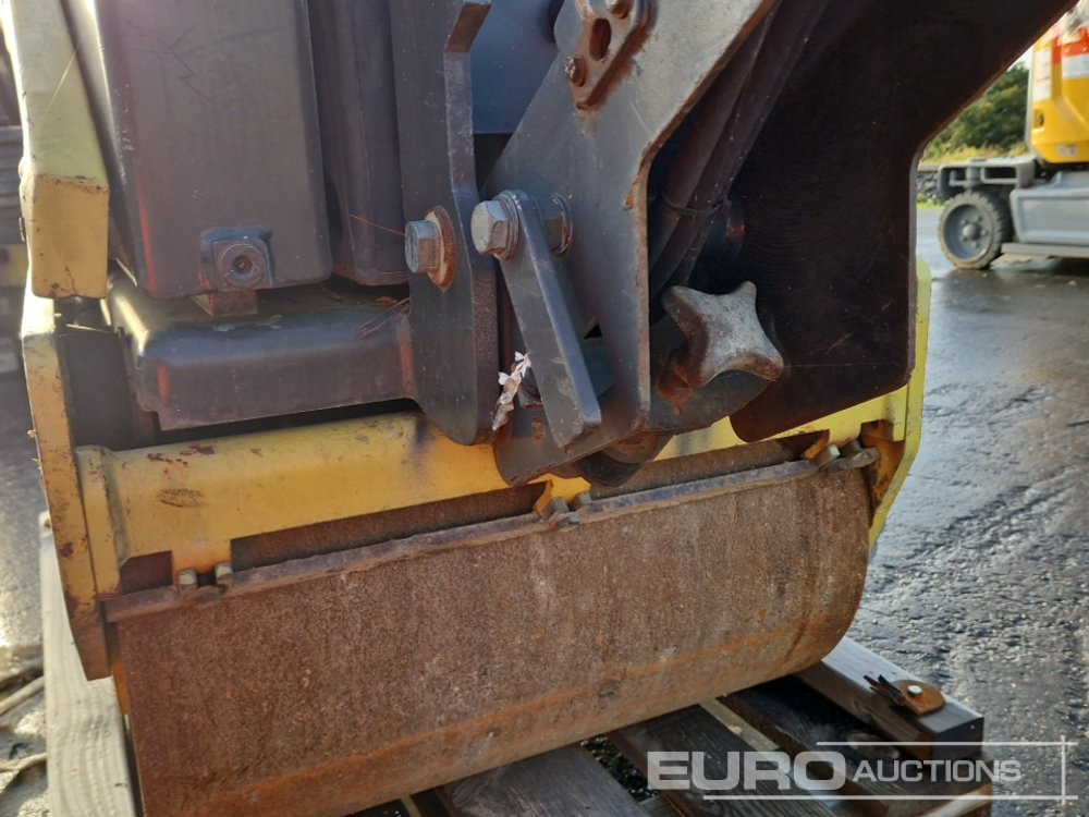 Stroj za asfaltiranje Bomag BW65H: slika Stroj za asfaltiranje Bomag BW65H