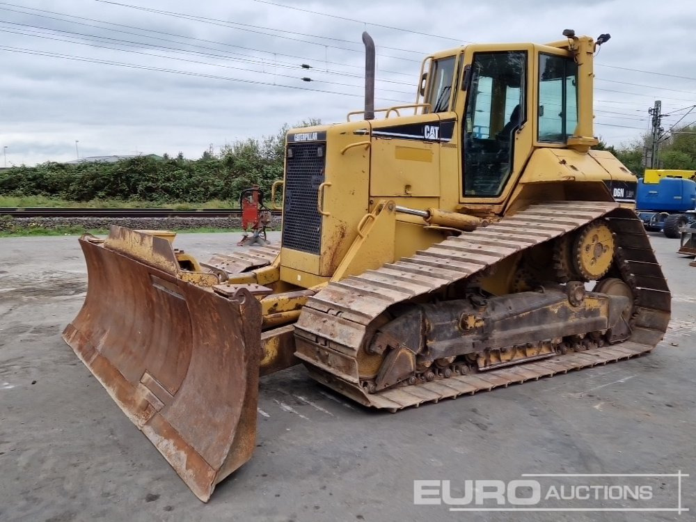 CAT D6N LGP - Buldožer: slika CAT D6N LGP - Buldožer CAT D6N LGP - Buldožer: slika CAT D6N LGP - Buldožer