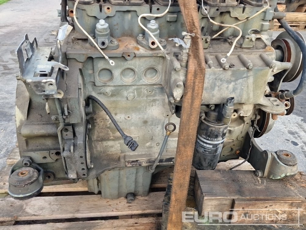 Deutz TCD - Motor: slika Deutz TCD - Motor Deutz TCD - Motor: slika Deutz TCD - Motor