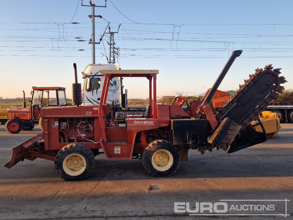 Ditch Witch 7510 - Trenčer: slika Ditch Witch 7510 - Trenčer Ditch Witch 7510 - Trenčer: slika Ditch Witch 7510 - Trenčer