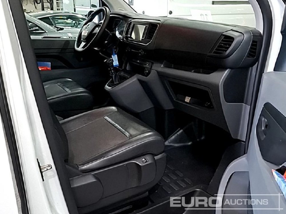 2021 Opel Vivaro - Dostavno vozilo: slika 2021 Opel Vivaro - Dostavno vozilo 2021 Opel Vivaro - Dostavno vozilo: slika 2021 Opel Vivaro - Dostavno vozilo