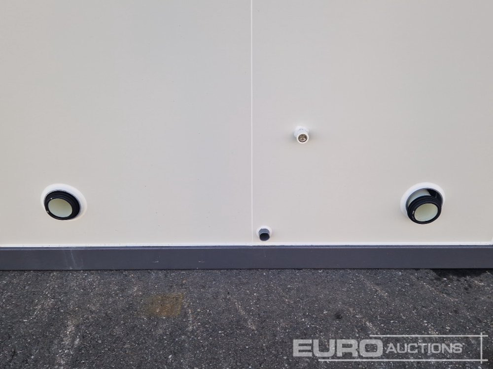 Građevinski kontejner Double Toilet Container: slika Građevinski kontejner Double Toilet Container Građevinski kontejner Double Toilet Container: slika Građevinski kontejner Double Toilet Container