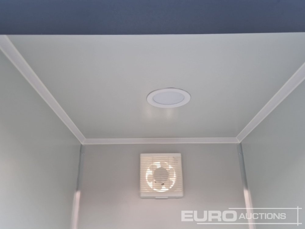 Građevinski kontejner Double Toilet Container: slika Građevinski kontejner Double Toilet Container Građevinski kontejner Double Toilet Container: slika Građevinski kontejner Double Toilet Container