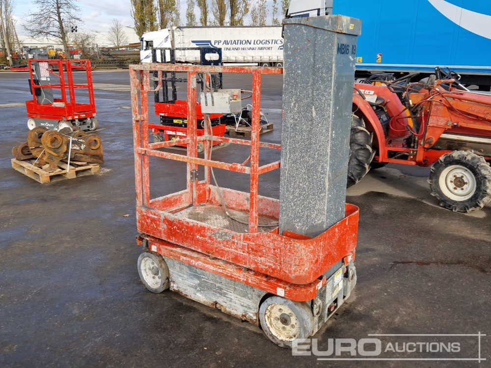 Electric Scissor Lift - Podizna platforma: slika Electric Scissor Lift - Podizna platforma Electric Scissor Lift - Podizna platforma: slika Electric Scissor Lift - Podizna platforma