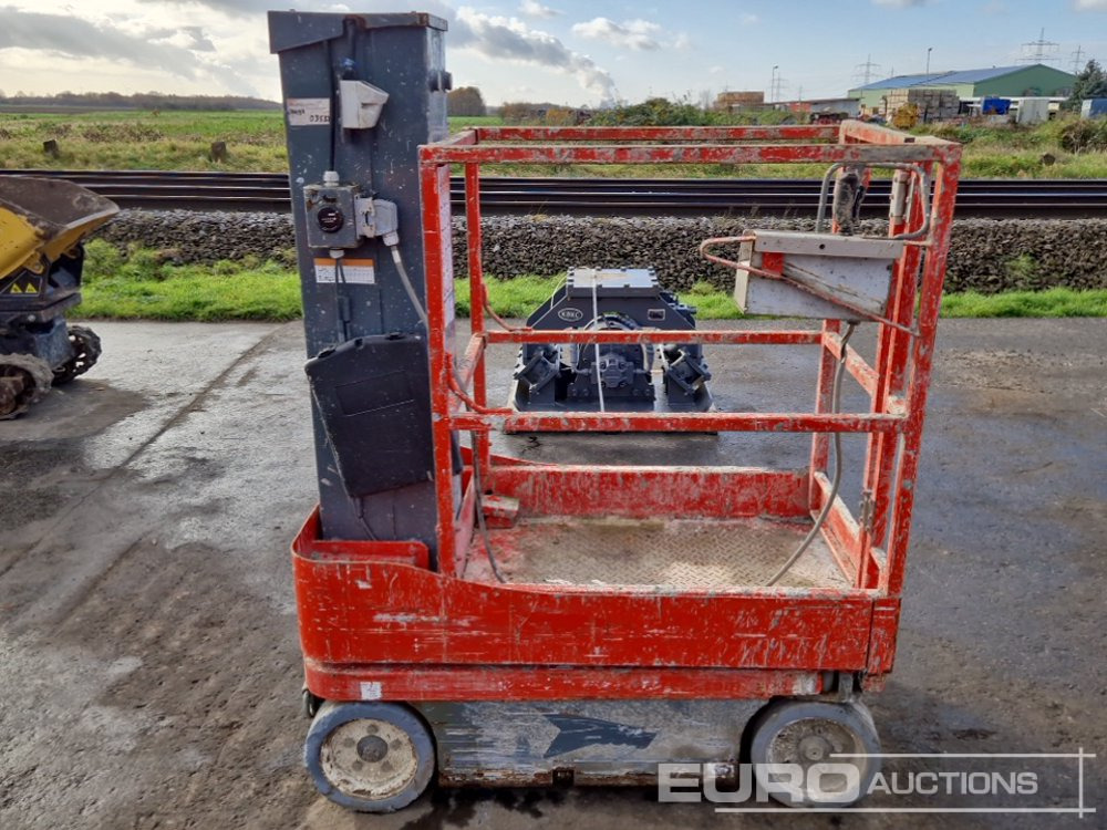 Electric Scissor Lift - Podizna platforma: slika Electric Scissor Lift - Podizna platforma Electric Scissor Lift - Podizna platforma: slika Electric Scissor Lift - Podizna platforma