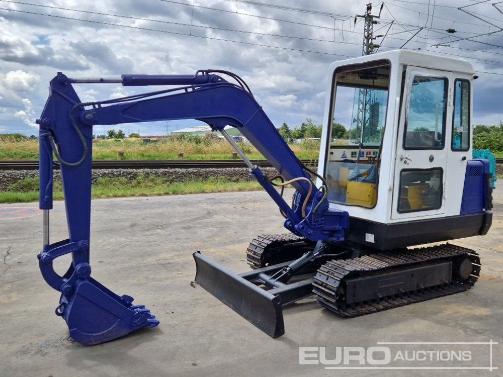Hanix H30 - Mini bager: slika Hanix H30 - Mini bager Hanix H30 - Mini bager: slika Hanix H30 - Mini bager