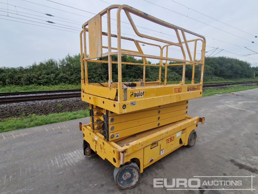 Haulotte Compact 12 - Podizna platforma: slika Haulotte Compact 12 - Podizna platforma Haulotte Compact 12 - Podizna platforma: slika Haulotte Compact 12 - Podizna platforma