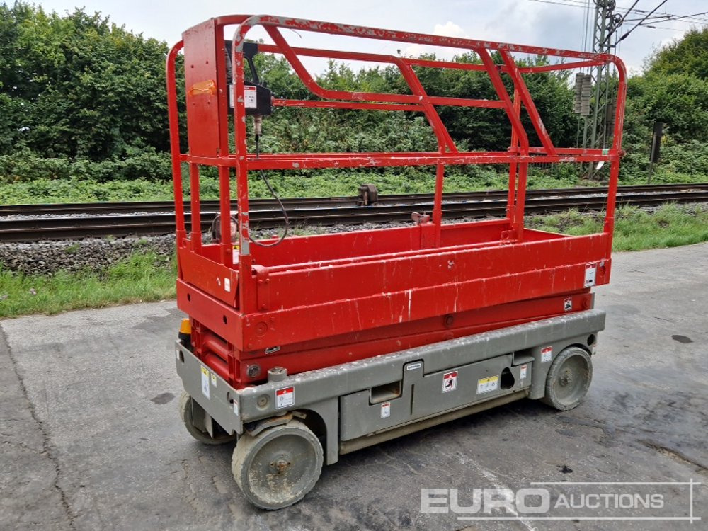 Haulotte Compact 8 Electric Scissor Lift - Podizna platforma: slika Haulotte Compact 8 Electric Scissor Lift - Podizna platforma Haulotte Compact 8 Electric Scissor Lift - Podizna platforma: slika Haulotte Compact 8 Electric Scissor Lift - Podizna platforma
