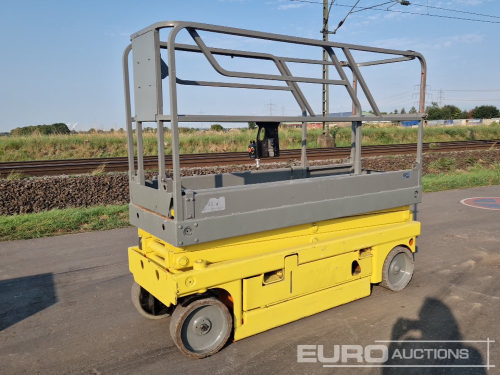 Haulotte Compact 8 - Podizna platforma: slika Haulotte Compact 8 - Podizna platforma Haulotte Compact 8 - Podizna platforma: slika Haulotte Compact 8 - Podizna platforma
