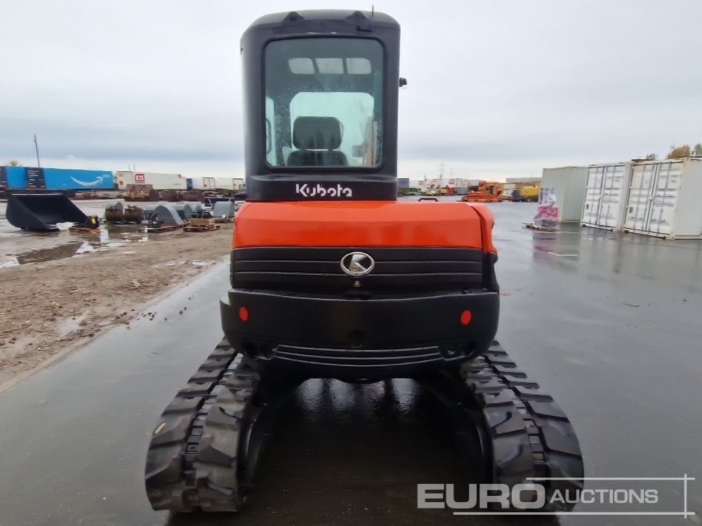Kubota 55U - Mini bager: slika Kubota 55U - Mini bager Kubota 55U - Mini bager: slika Kubota 55U - Mini bager