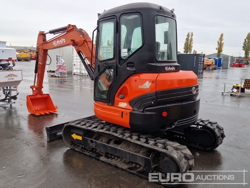 Kubota 55U - Mini bager: slika Kubota 55U - Mini bager Kubota 55U - Mini bager: slika Kubota 55U - Mini bager