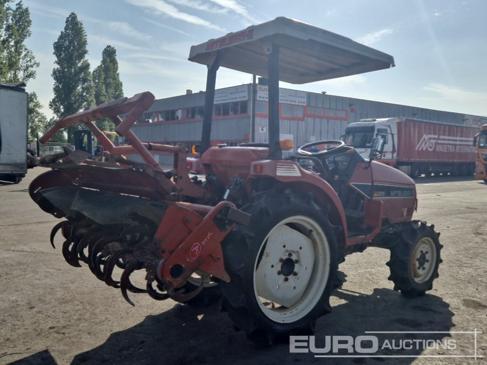 Mitsubishi MT205 - Mali traktor: slika Mitsubishi MT205 - Mali traktor Mitsubishi MT205 - Mali traktor: slika Mitsubishi MT205 - Mali traktor