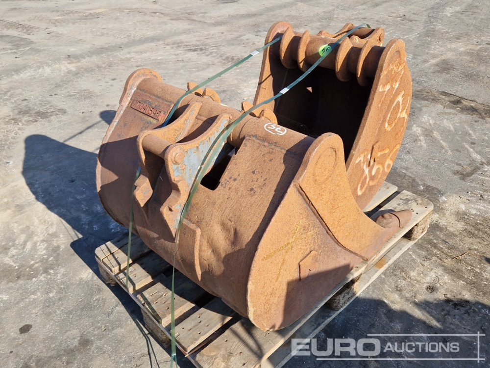 Morin Bucket (2 of) - Korpa: slika Morin Bucket (2 of) - Korpa Morin Bucket (2 of) - Korpa: slika Morin Bucket (2 of) - Korpa
