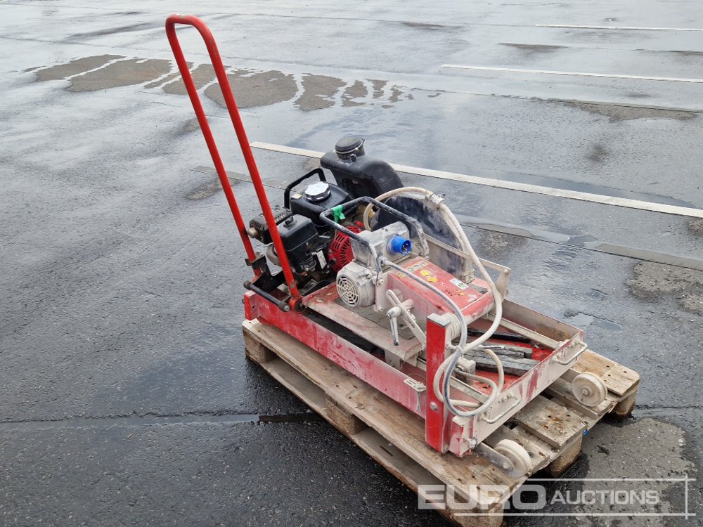 Pallet Of Masonry Saw, Compaction Plate - Građevinska oprema: slika Pallet Of Masonry Saw, Compaction Plate - Građevinska oprema Pallet Of Masonry Saw, Compaction Plate - Građevinska oprema: slika Pallet Of Masonry Saw, Compaction Plate - Građevinska oprema