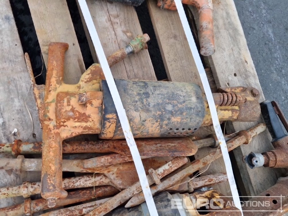 Stroj za asfaltiranje Pneumatic Breaker (4 of) + Chisels: slika Stroj za asfaltiranje Pneumatic Breaker (4 of) + Chisels