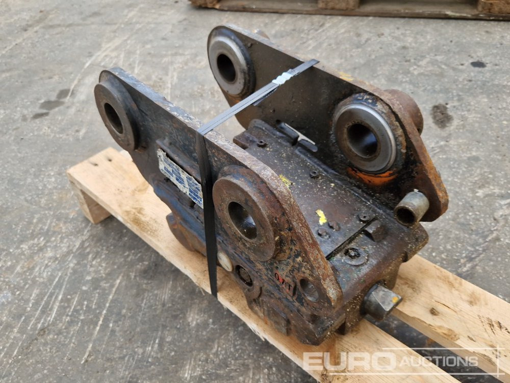 QH to suit Doosan DX62 - Brza spojka: slika QH to suit Doosan DX62 - Brza spojka QH to suit Doosan DX62 - Brza spojka: slika QH to suit Doosan DX62 - Brza spojka